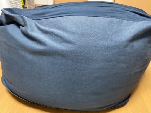 無印良品　体にフィットするソファ　ビーズクッション　ネイビー