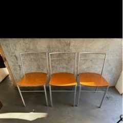 家具 椅子 ダイニングチェアの画像