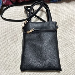 スパンコールショルダーバッグ　新品お値下げしました！の画像