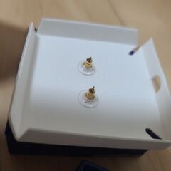 新品　Swarovski スワロフスキー ピアスの画像