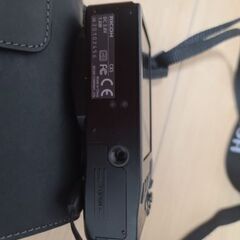 【動作品】超美品RICOH リコーデジカメ CX5 ブラック革ケース　バッテリー２つ　充電器の画像