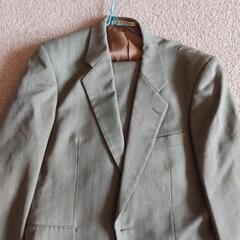服/スーツ　メンズの画像