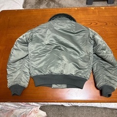 服/ファッション ジャンパー メンズの画像