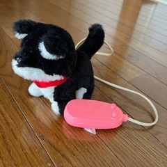 IWAYA わんちゃんぬいぐるみ　リモコンつきの画像