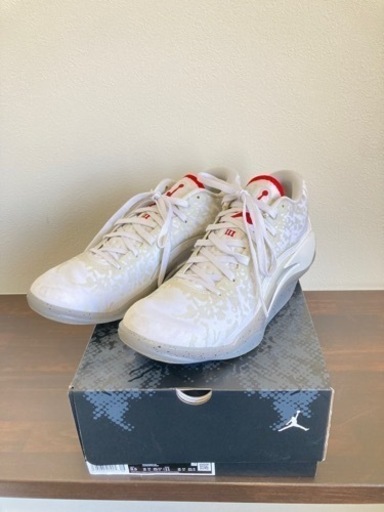 バスケットボールシューズ