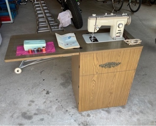 ブラザー　ミシン　年代物