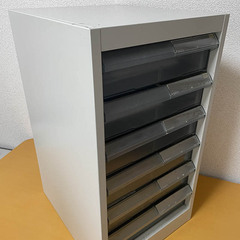 フロアケースを取りに来ていただける方に無料で差し上げます。