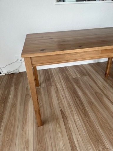 IKEA ダイニングテーブル