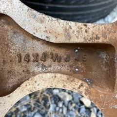 車のパーツ タイヤ、ホイールの画像