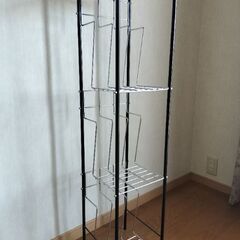 スチールの本棚です
