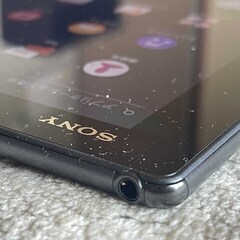 SONY XperiaZ4 Tablet SOT31 32GB　wifi-cell　 SIMフリー　防水･防塵