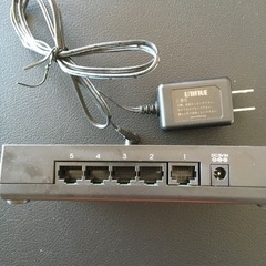 IO DATA 5Port ハブの画像