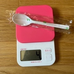 キッチンの計量器の画像