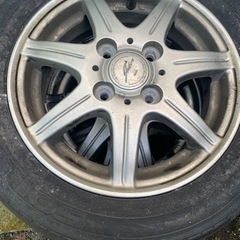 〈取引決定しました〉車のパーツ タイヤ、ホイールの画像