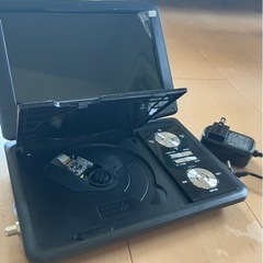 家電 ポータブルDVDプレイヤーの画像