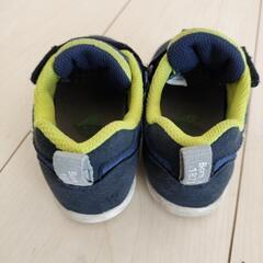 13.5センチ　シューズ　ムーンスターの画像