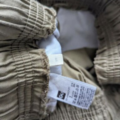 メンズチノパンの画像