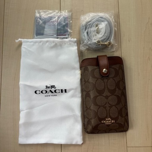 新品・未使用　coach コーチ　スマホ　ショルダーストラップ　