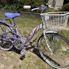 自転車　
22インチ　子ども用　ヘルメットセットの画像