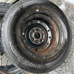 車のパーツ タイヤ、ホイールの画像