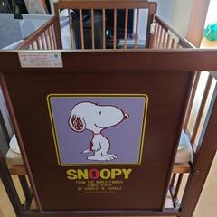 スヌーピーベビーベッド　ベビー用品