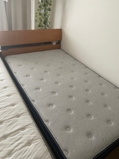 お譲りします！ベッド セミダブルベッド