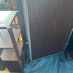 事務用品　キャスター付き衝立の画像