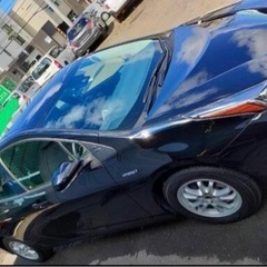 冬タイヤ装着✨4WDプリウス トヨタ 8万キロの画像