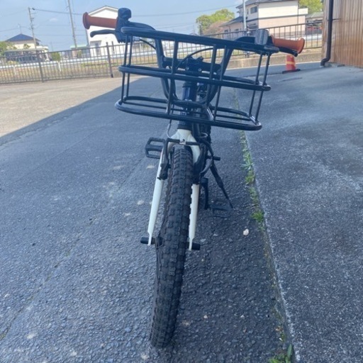 ヨツバサイクル　キッズ　サイクル　マウンテンバイク