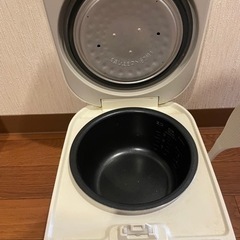 家電 キッチン家電 炊飯器　TIGERの画像