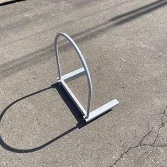 車庫内タイヤストッパー