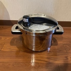 決まりました　生活雑貨 調理器具 鍋　圧力鍋