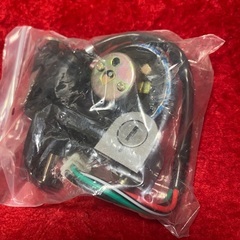 カブ・鍵セットを売ります。新品です。の画像