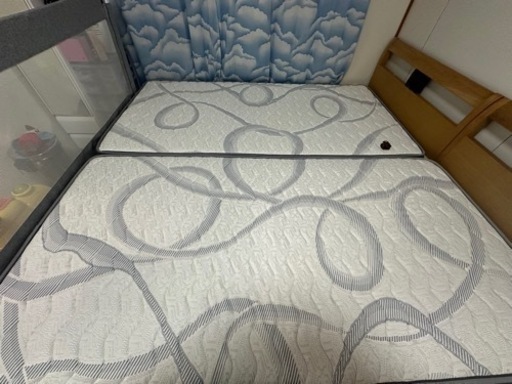 キングサイズベッド 25日以降削除します。