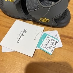 新品16cmサンダル【定価1309円】の画像
