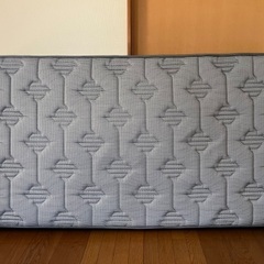 シングルベッド