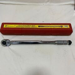 トルクレンチ(タイヤ交換に使える19mmソケット付)