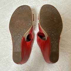 UGG ウェッジサンダル 24cm 専用箱付きの画像
