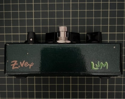 zvex woolly mammoth ベース用ファズ