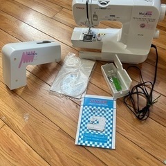 1度使用しただけ ミシン  SINGER SH-316の画像