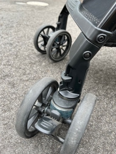 美品コンビ　ベビーカー　