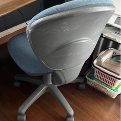 【終了】⭐️差し上げます⭐️デスクチェア オフィスチェア 使用問題ナシ👌 昇降式 ブルー の画像