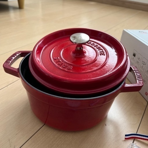 今週まで❗️ Staubストウブ　ホーロー鍋