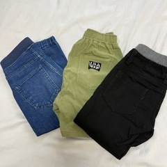 男児服たくさんありますの画像