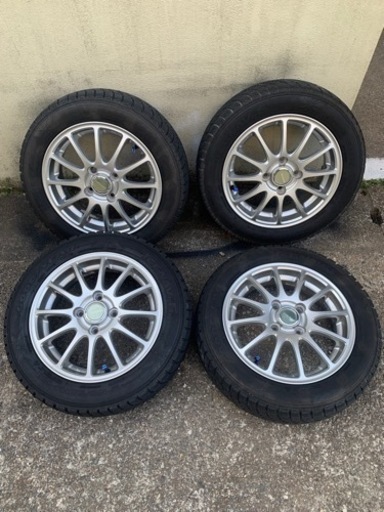 引き取り中　車のパーツ タイヤ、ホイール