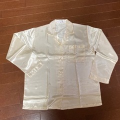 香港購入　シルクパジャマ　薄黄色　L   ⭐️最終お値下げしました‼️の画像