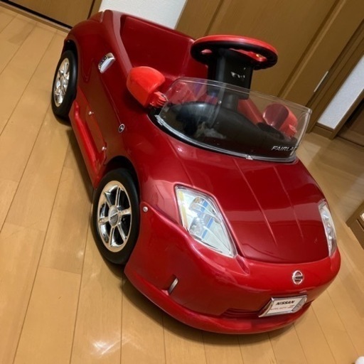 ペダルカー　、フェアレディZ .手押し
