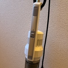 【ほぼ未使用】アイリスオーヤマ電気掃除機の画像