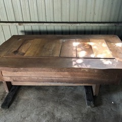 家具　テーブル　木目ちょう　の画像