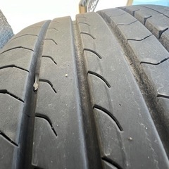 車のパーツ タイヤ、ホイールの画像